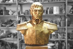 Bustos conmemorativos